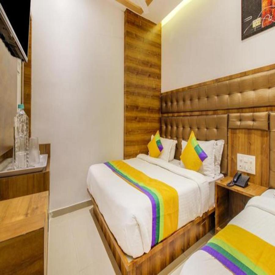 Hotel Riva International Goregaon- Near Nesco Mumbai Exterior photo