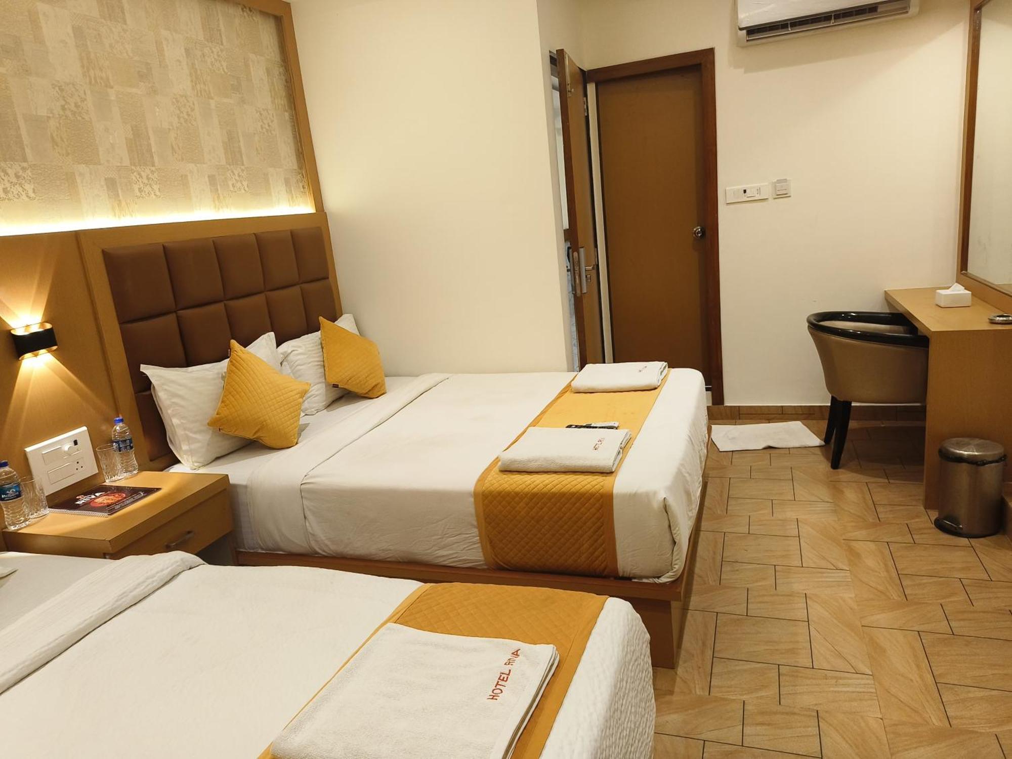 Hotel Riva International Goregaon- Near Nesco Mumbai Exterior photo