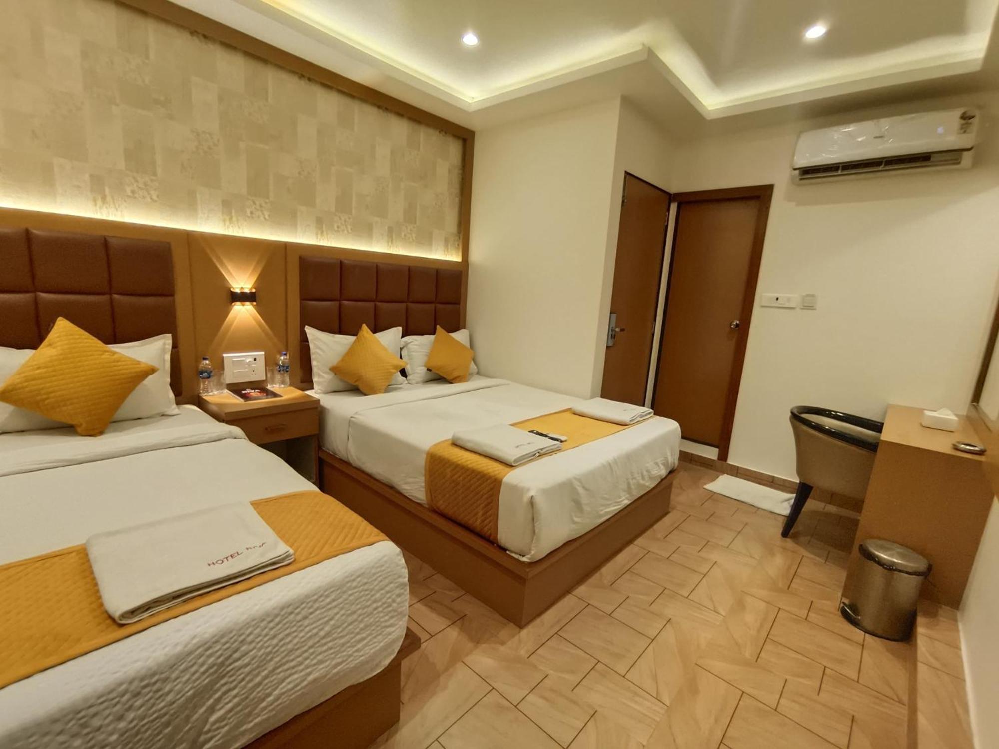 Hotel Riva International Goregaon- Near Nesco Mumbai Exterior photo