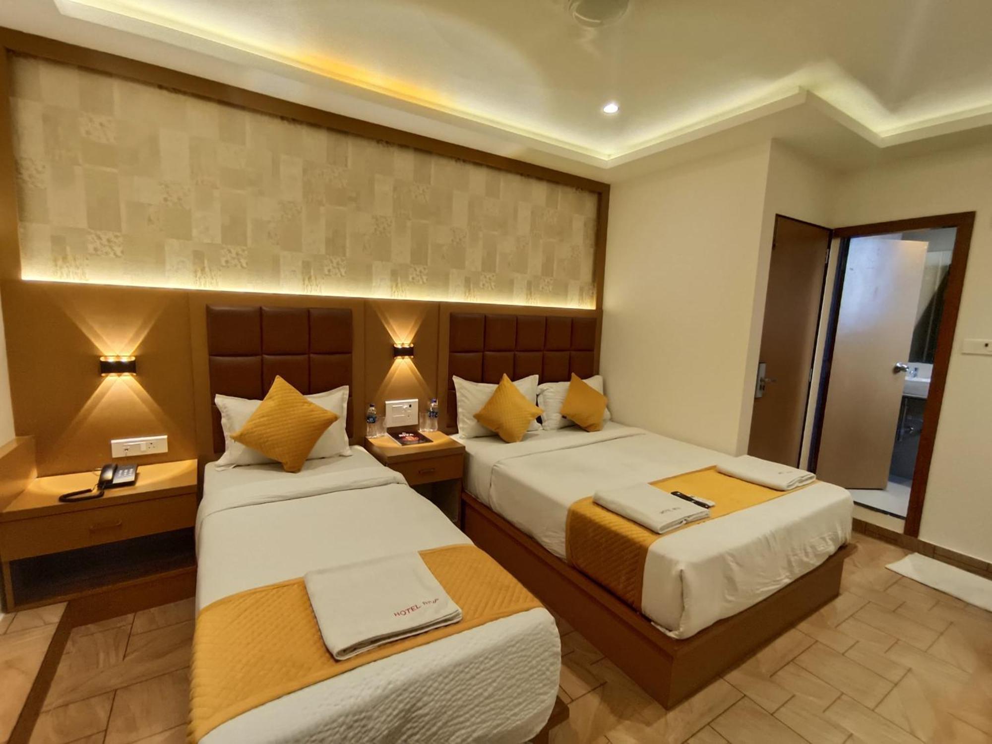 Hotel Riva International Goregaon- Near Nesco Mumbai Exterior photo